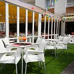 Els Llorers Apartahotel 4*