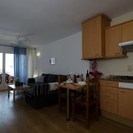 Lägenhetshotell Els Llorers 2*