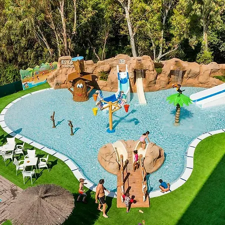 Els Llorers 4* يوريت دي مار